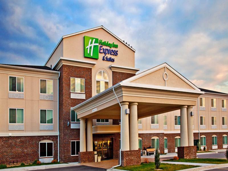 Holiday Inn Express Hotel & Suites - Dubuque West By Ihg Esterno foto